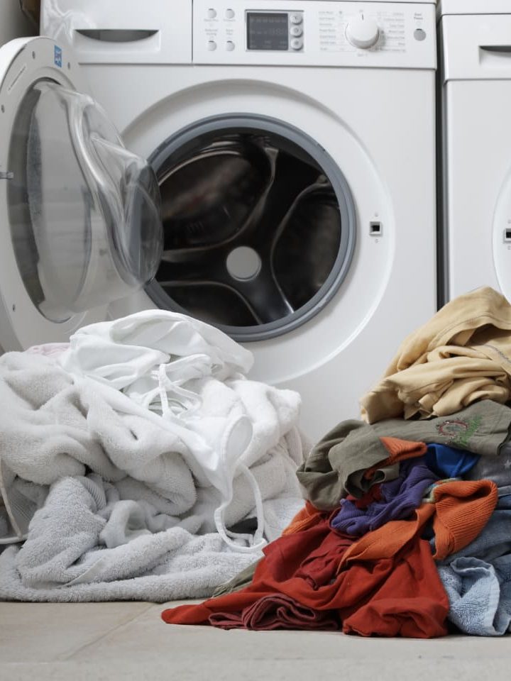 The Benefits of Using a Laundromat