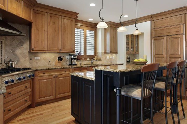 Benefits From Refacing Your Kitchen Cabinets